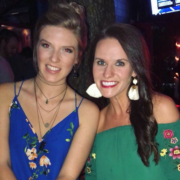 Meet your Posher, Kimberly - Picture 3 of 4